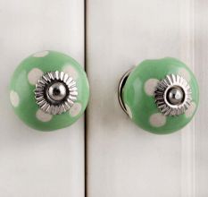 Pea Green Etched Ceramic Knob 35