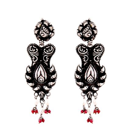Black 92.5 Sterling Silver Earrings Floral Pattern Conch Motif Border Red Coral Beads Hangings