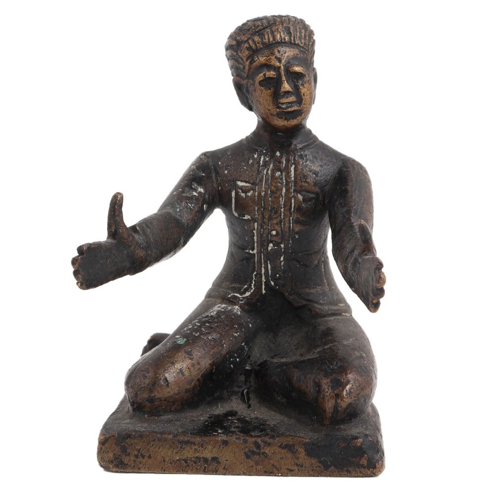 Brass English Statue Sitting With Open Hands