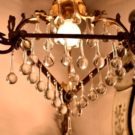Handcrafted Vintage Design Brass Chandelier With 44 Clear Glass Tear Drop