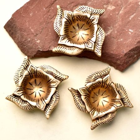 Traditional Brass Diyas In Swastika Shape Oil Lamp Pack of 3