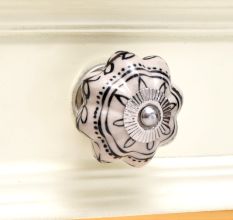 Black Leaf Melon Dresser Knob