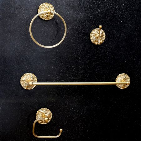 Glossy Golden Finish Bathroom Hardware for Decor in Set of 4