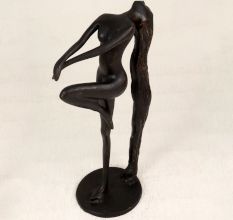 Dark Finish Handmade Brass Lady Statue for Home Decor