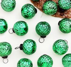 12 Pieces Decorative Green Glass Ornaments - Christmas Tree Ornaments