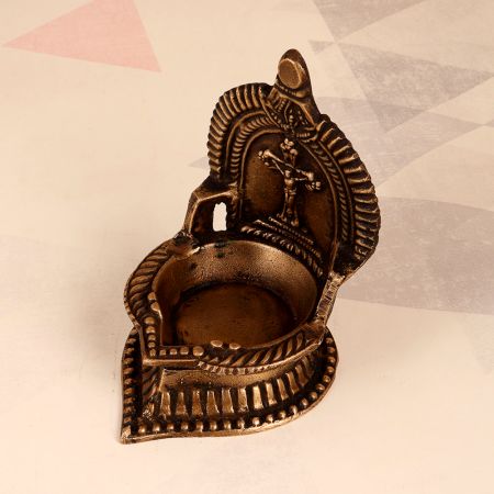 Elegant Brown Handcrafted Oil Lamp Made of Finest Brass