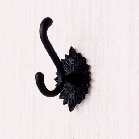 Decorative Black Aluminum Towel Wall Hook