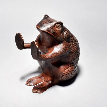 Elegant Metal Frog Sitting Figurine - English Art