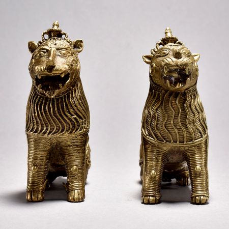 Sitting Tribal Lion Pair with Jali Design