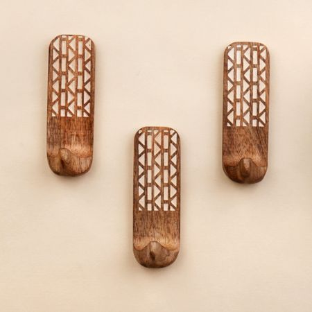 3 Pieces Handcrafted Wooden Adhesive Wall Hooks