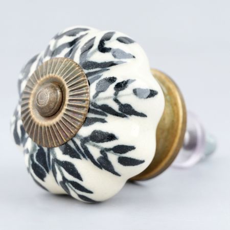 Black Leaf Dresser Knob